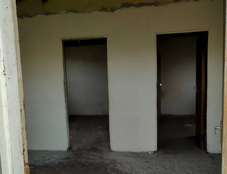 2 Bedroom Property for Sale in Nyanga Western Cape